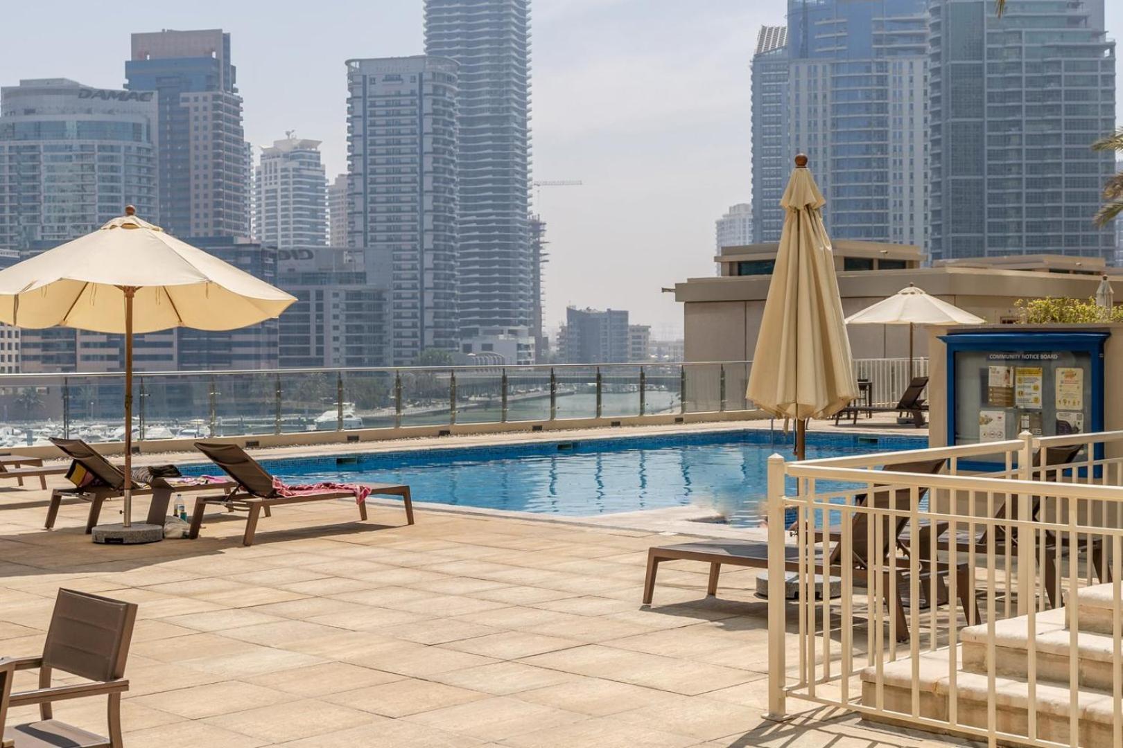 Spacious & Luxurious 1br - Marina Views - 3mn Walk To Tram, Jbr & (adults Only) شقة دبي
