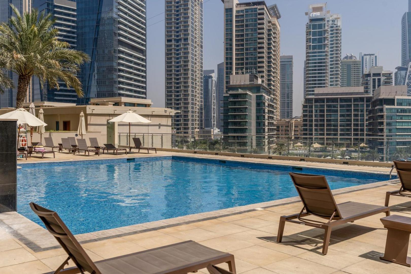 شقة Spacious & Luxurious 1br - Marina Views - 3mn Walk To Tram, Jbr & (adults Only) دبي