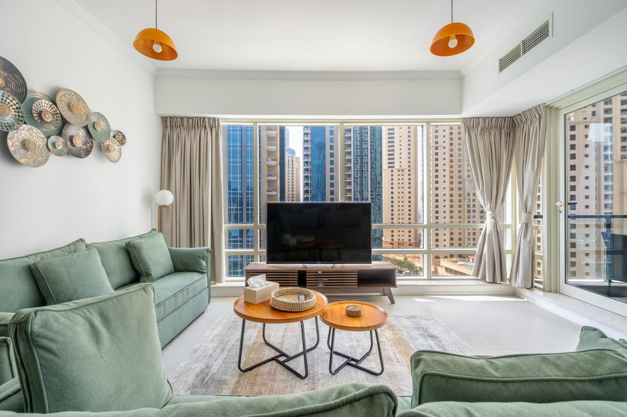 Spacious & Luxurious 1br - Marina Views - 3mn Walk To Tram, Jbr & (adults Only) Appartement *